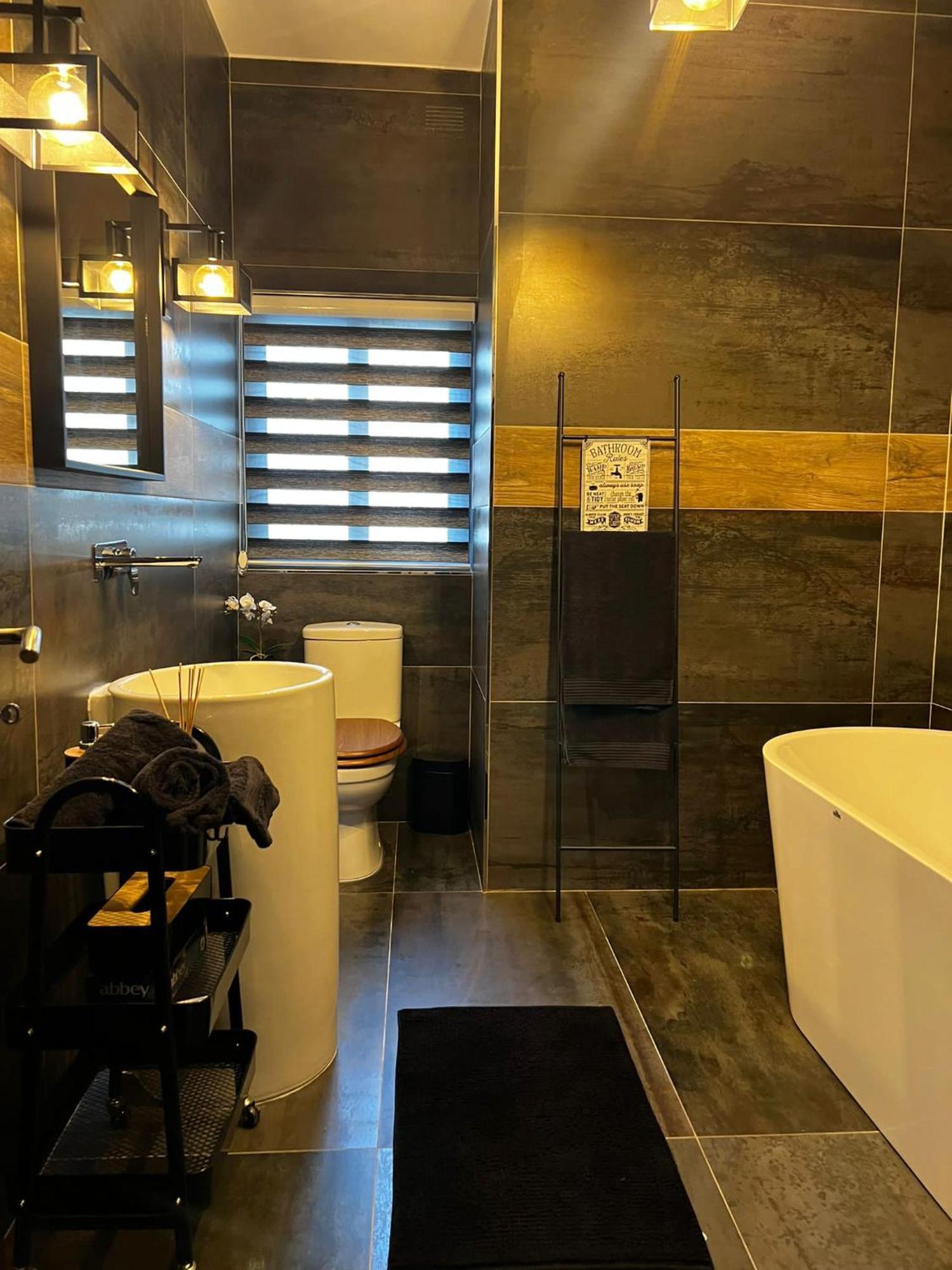 Trendy Seaside Escape 2 Bedroom Penthouse マルサスカーラ エクステリア 写真